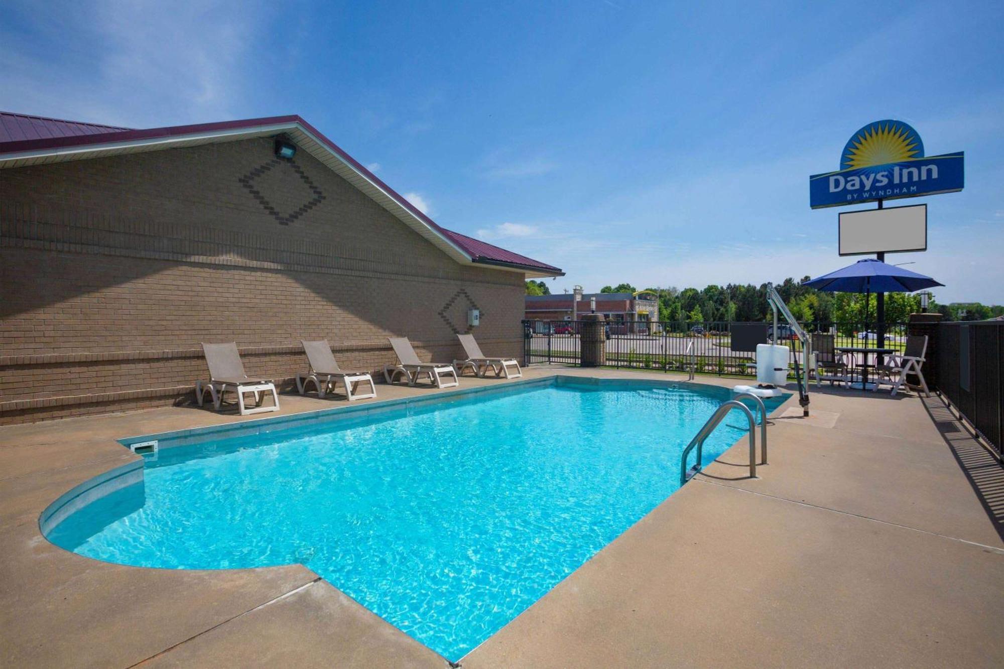 Days Inn By Wyndham Lonoke Exteriér fotografie